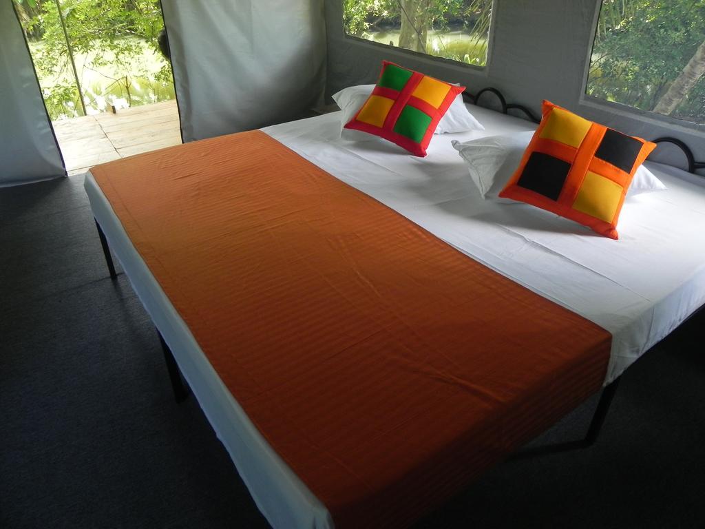 Makulu Safari Camping Udawalawe Dış mekan fotoğraf